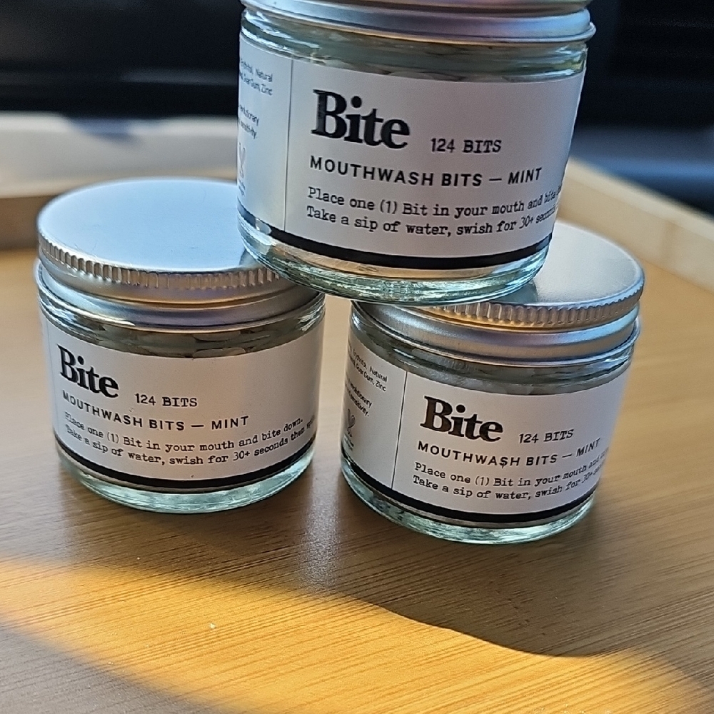 Bite Mint Mouthwash Bits in Jar